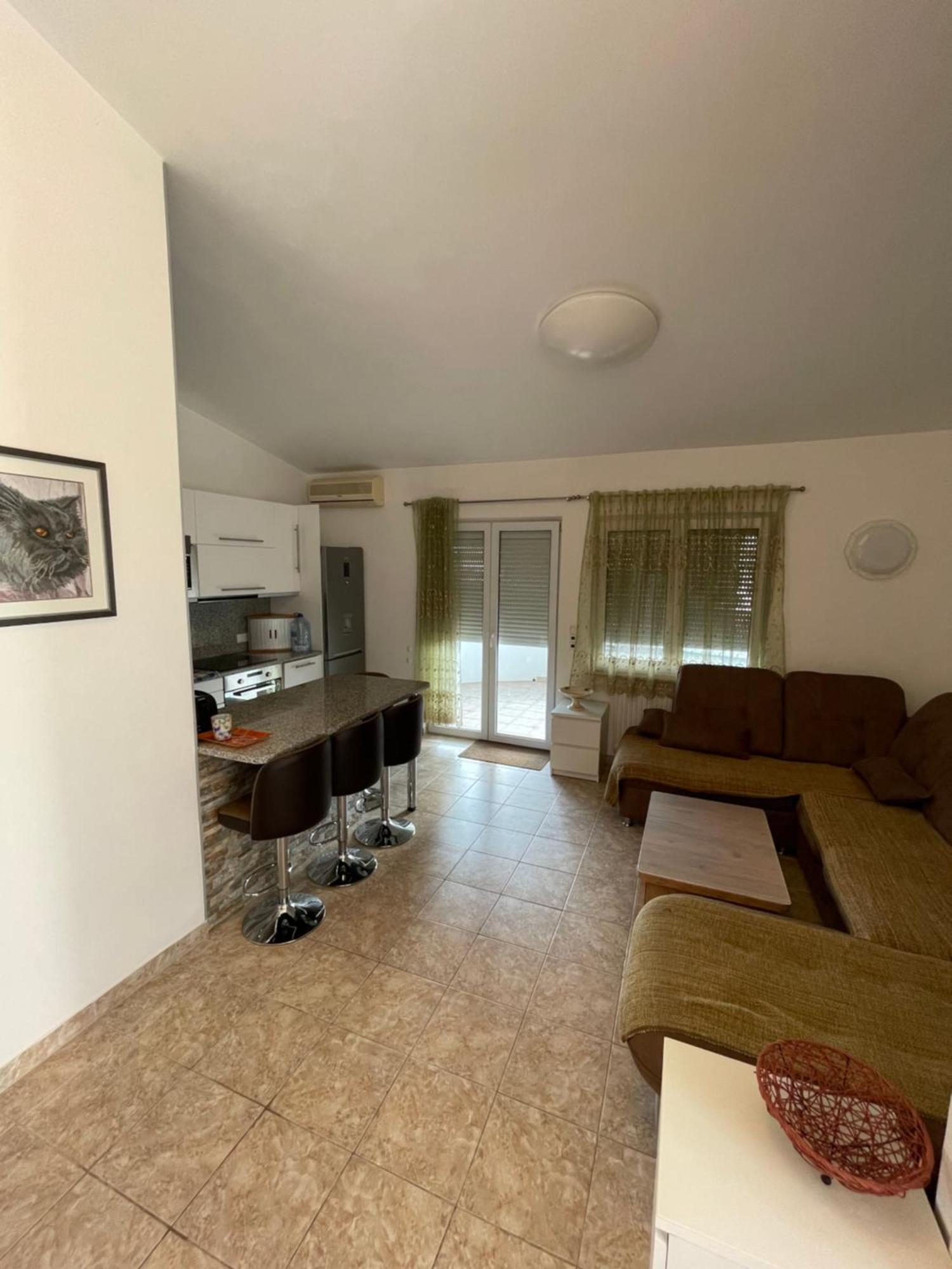 Bosfor Hotel Dobra Voda Εξωτερικό φωτογραφία